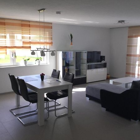 באלינגן Apartment Am Etzelbach מראה חיצוני תמונה