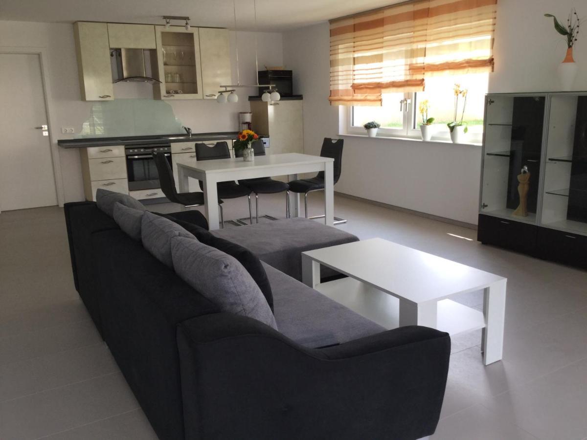באלינגן Apartment Am Etzelbach מראה חיצוני תמונה